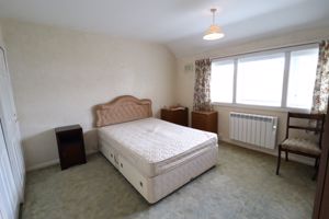 Bedroom- click for photo gallery